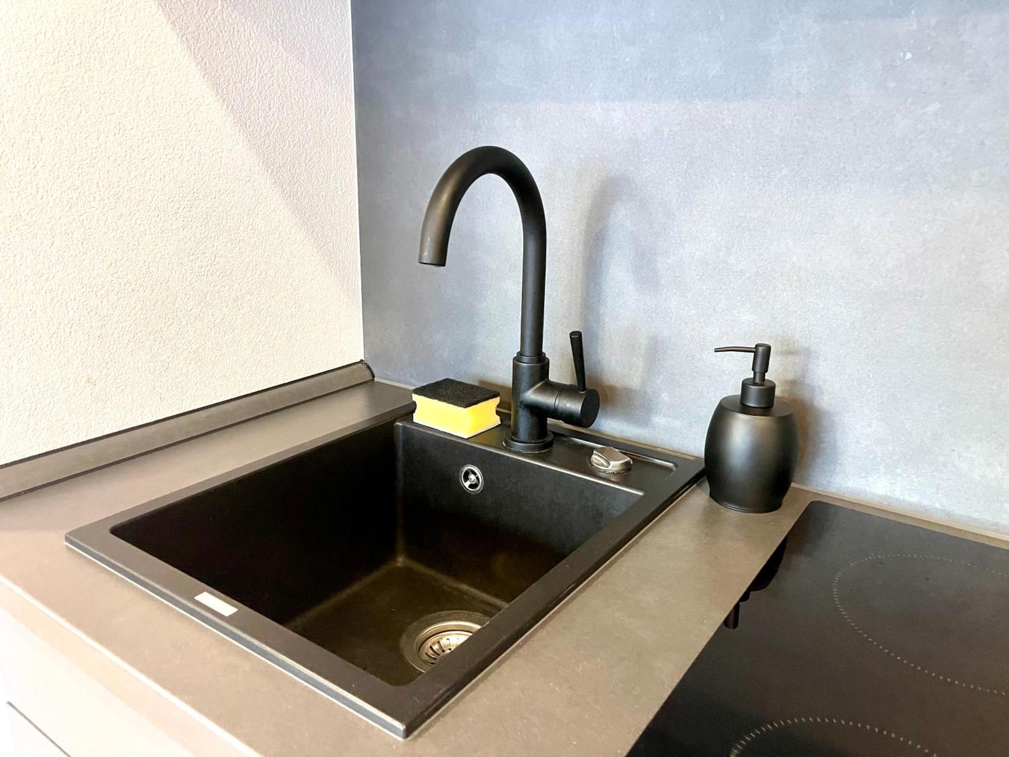 Neu Schwarzwald Zimmer Am Schloessle Goldstadt Pforzheim Exterior foto