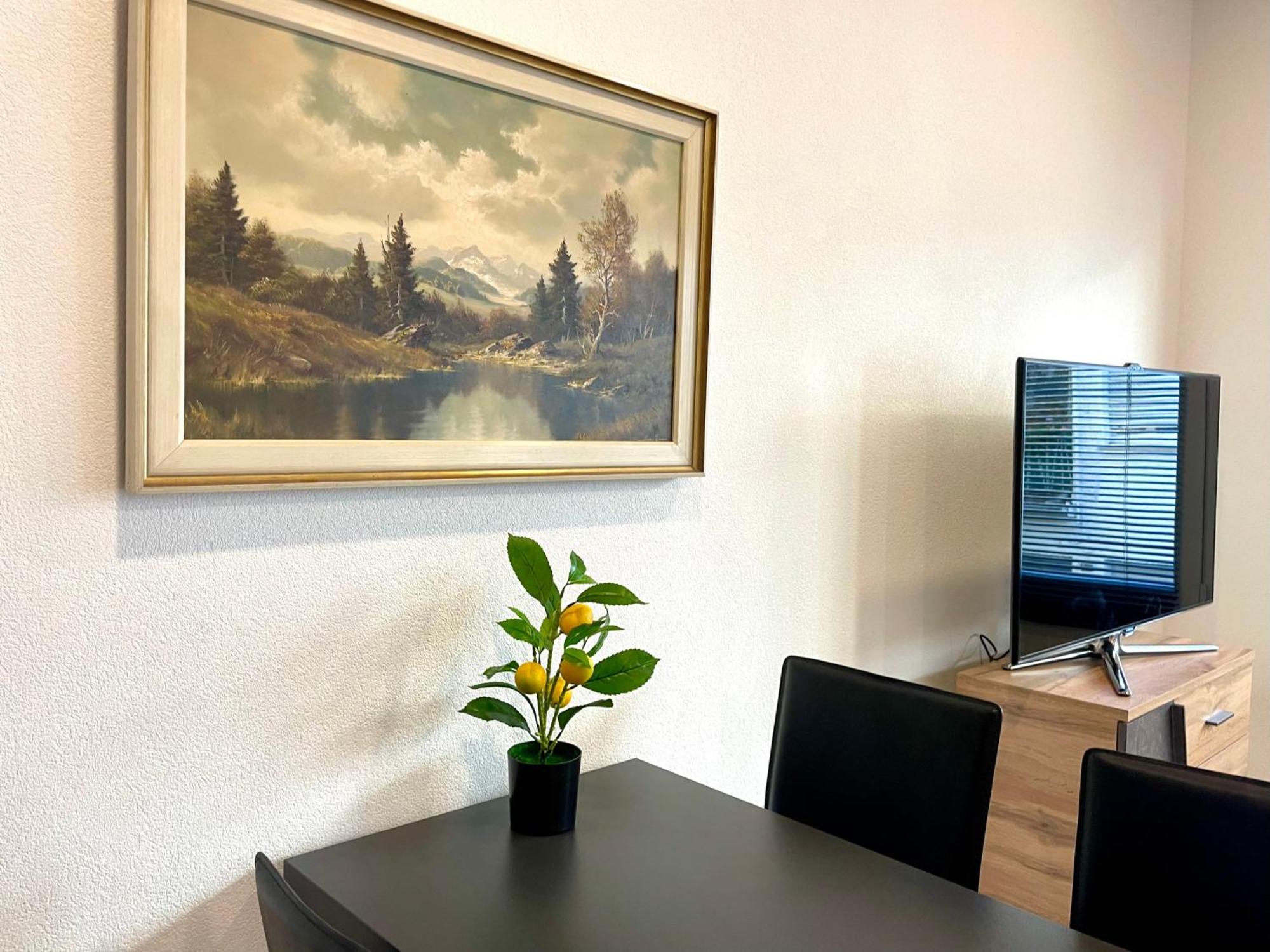 Neu Schwarzwald Zimmer Am Schloessle Goldstadt Pforzheim Exterior foto