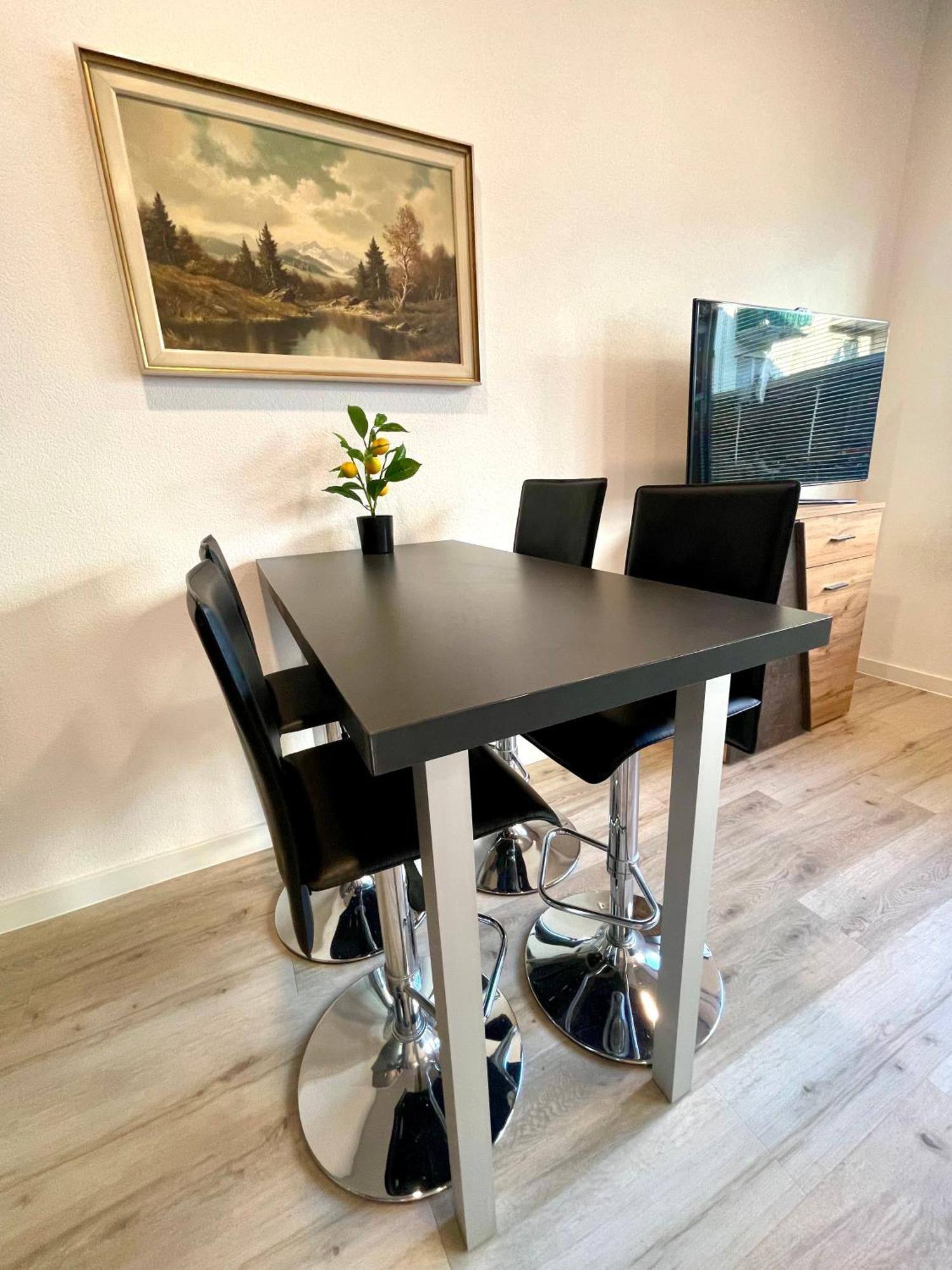 Neu Schwarzwald Zimmer Am Schloessle Goldstadt Pforzheim Exterior foto